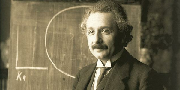 爱因斯坦是哪国人啊