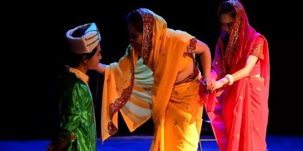 印度梵剧是戏剧存在的主要形式之一