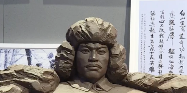 东北**联军的主要***有